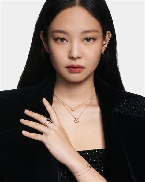 jennie kim chanel lipstick|jennie kim pink chanel.